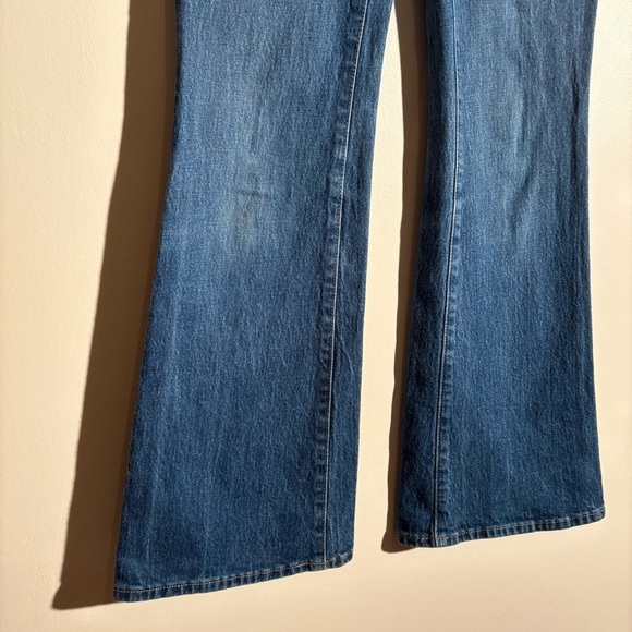 Madewell The Perfect Vintage Flare Jeans - Picture 8 of 10